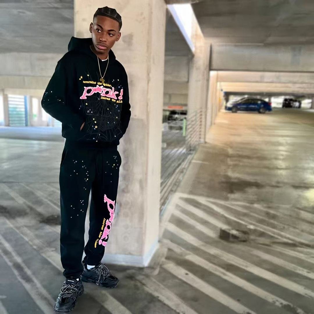 Sp5der fleece tracksuit set side view