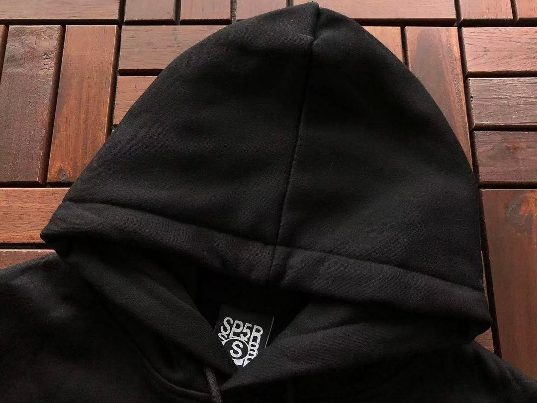Sp5der fleece tracksuit set styling shot (photo 20/98)