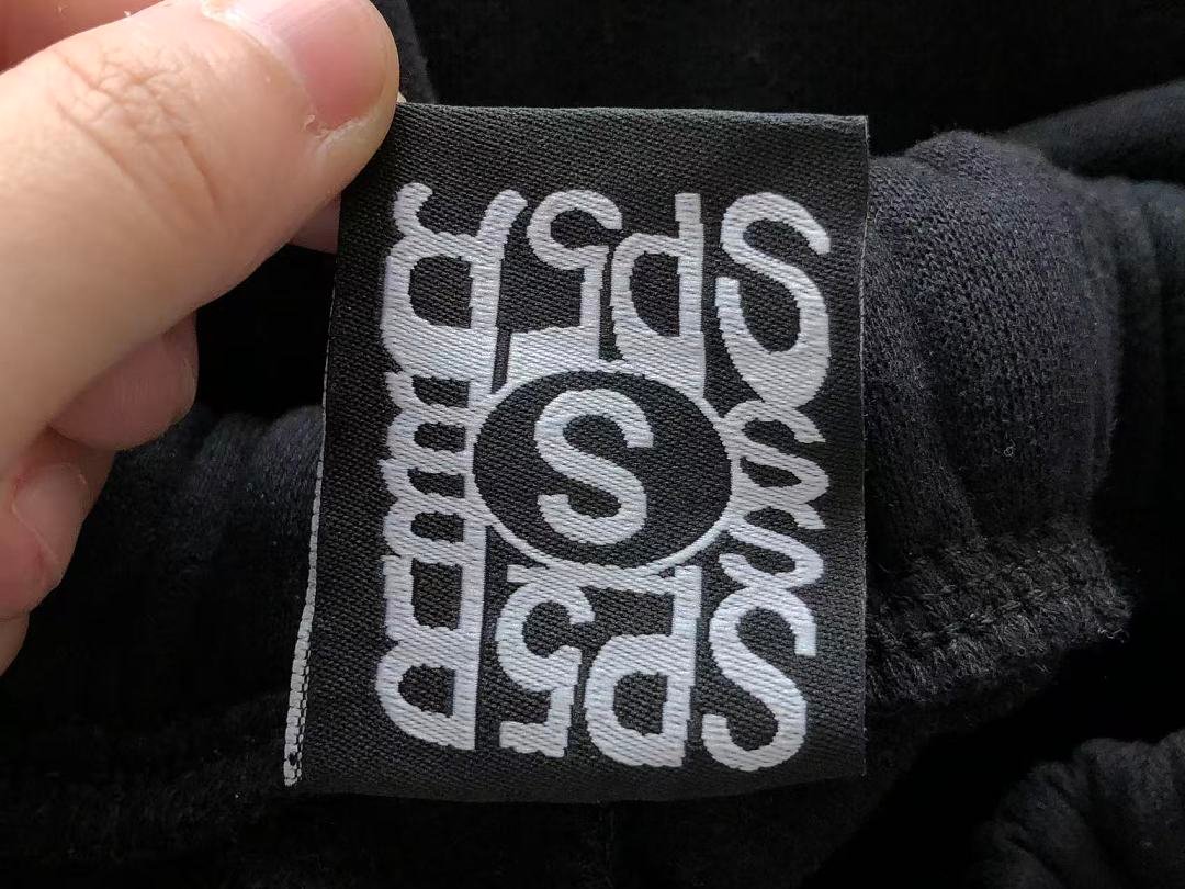 Sp5der fleece tracksuit set styling shot (photo 44/98)