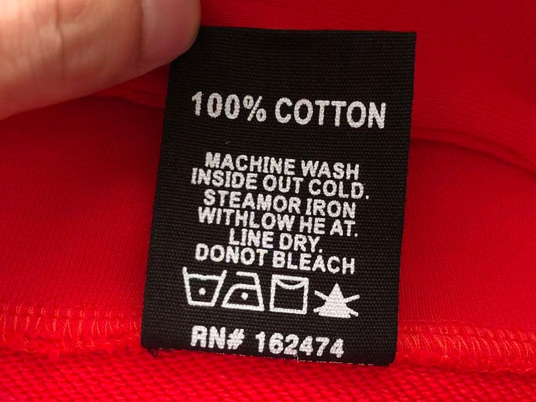 Sp5der hoodie detail close-up (photo 4/22)