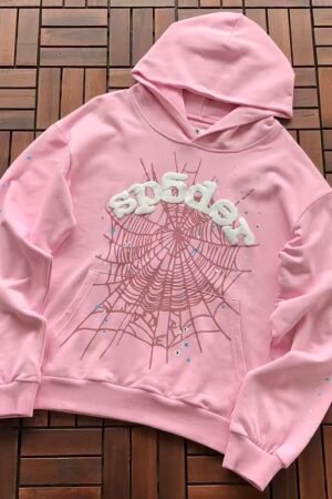 Sp5der hoodie - model wearing (23/23)