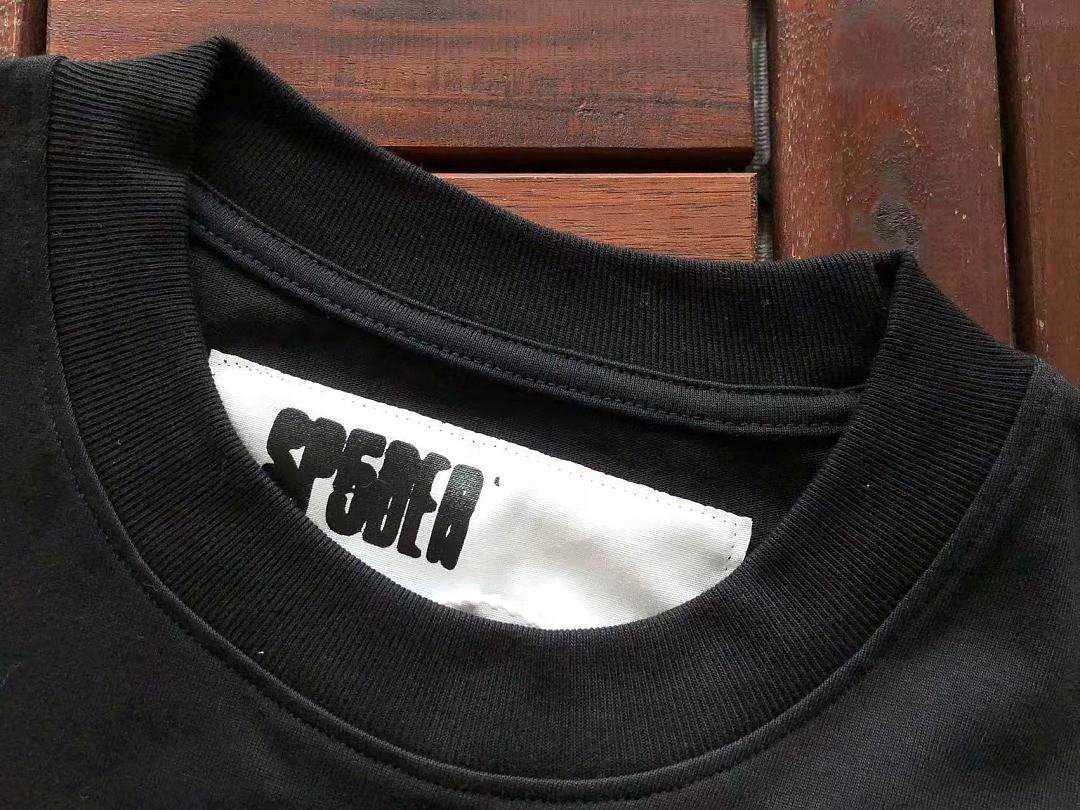 Sp5der t-shirt model wearing (photo 11/18)