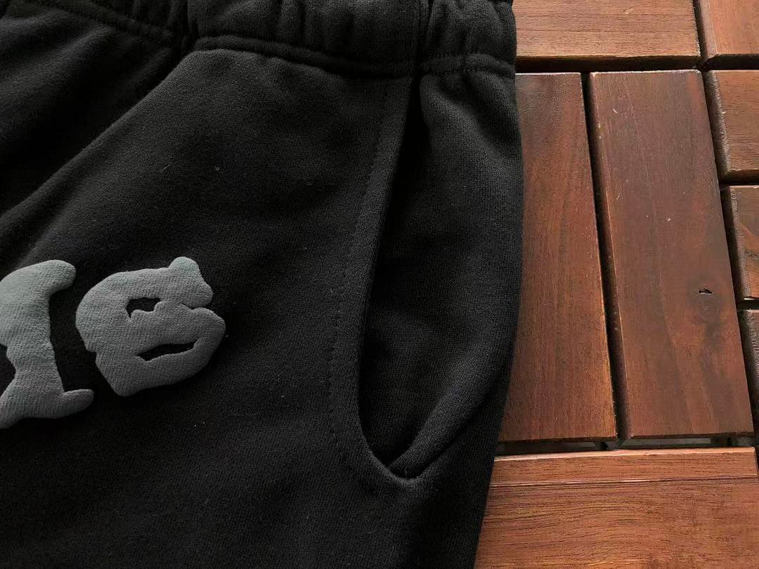 Sp5der tracksuit set fabric texture (photo 7/38)