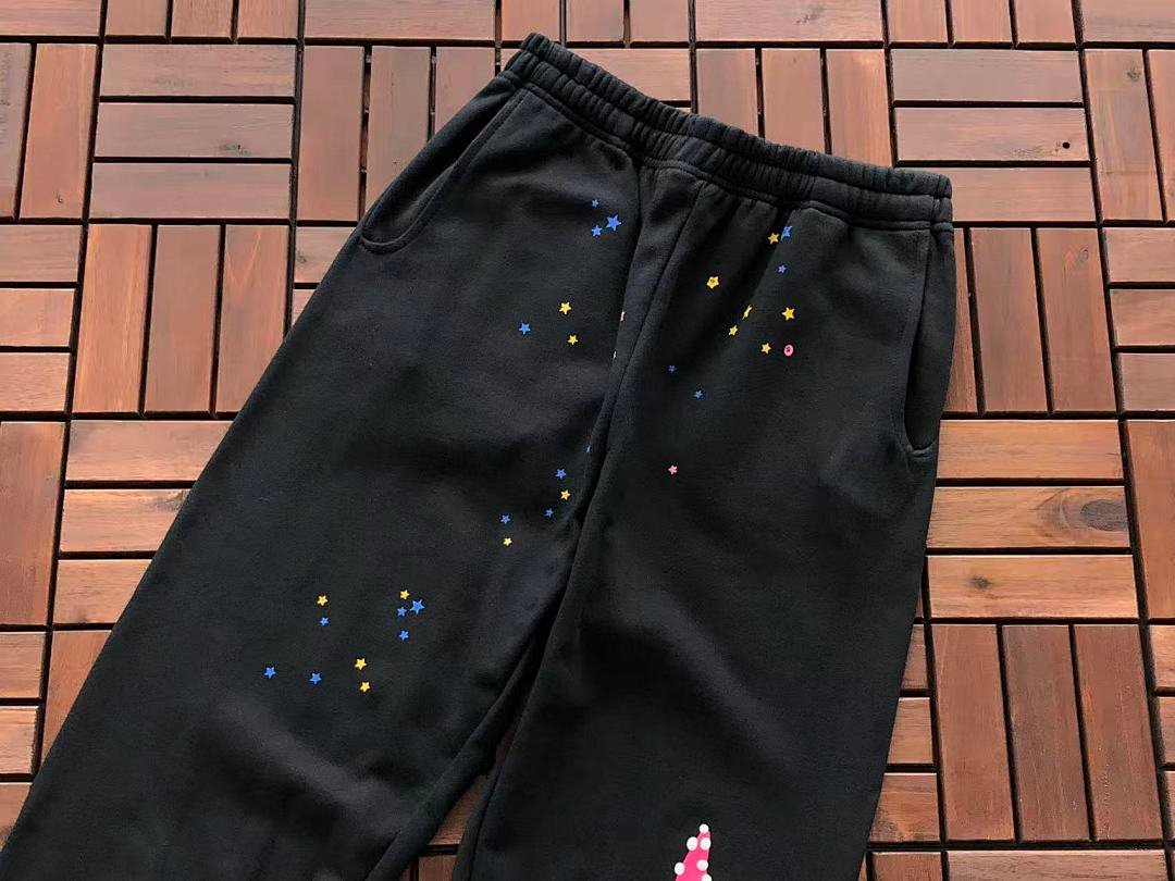 Sp5der tracksuit set side view (photo 27/60)