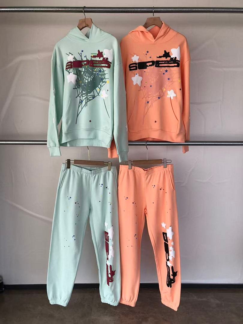 Sp5der tracksuit set back view (photo 38/48)