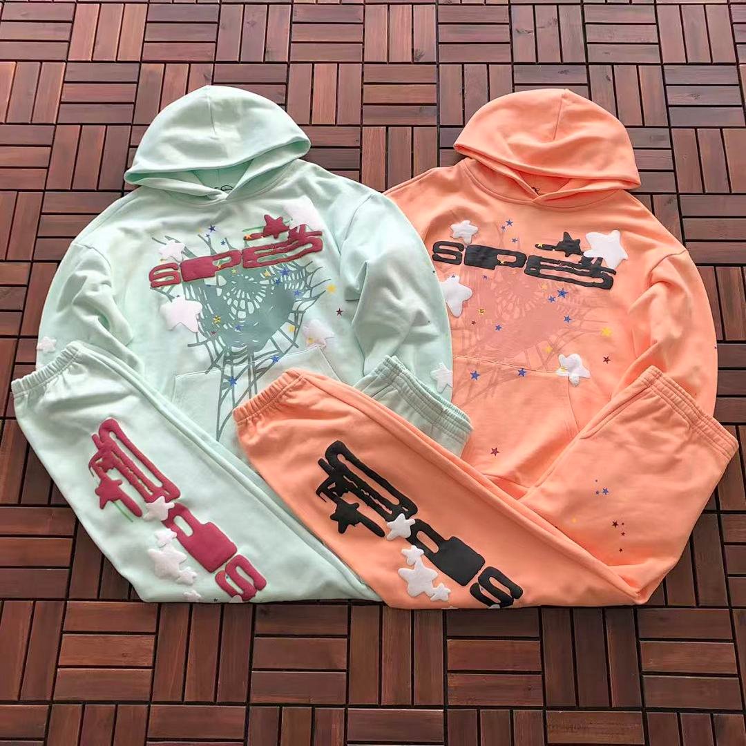 Sp5der tracksuit set flat lay (photo 48/48)
