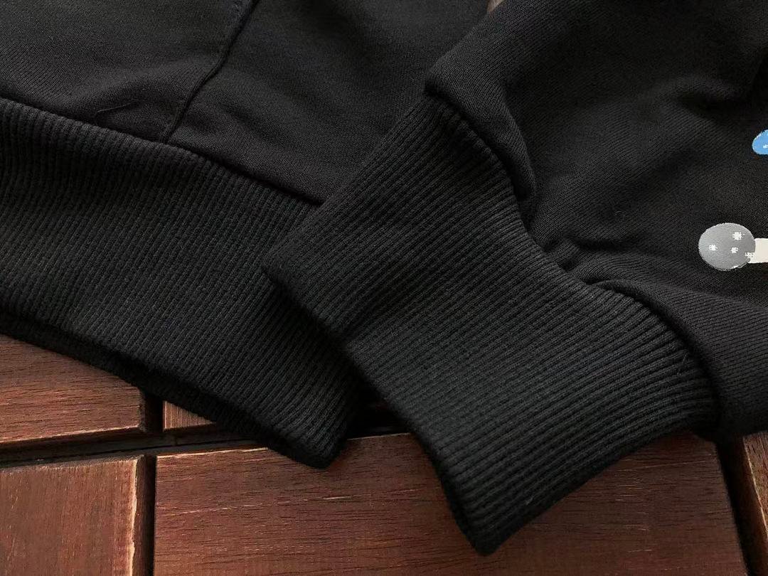 Sp5der tracksuit set flat lay (photo 12/34)