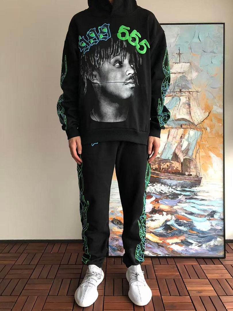 Sp5der tracksuit set side view