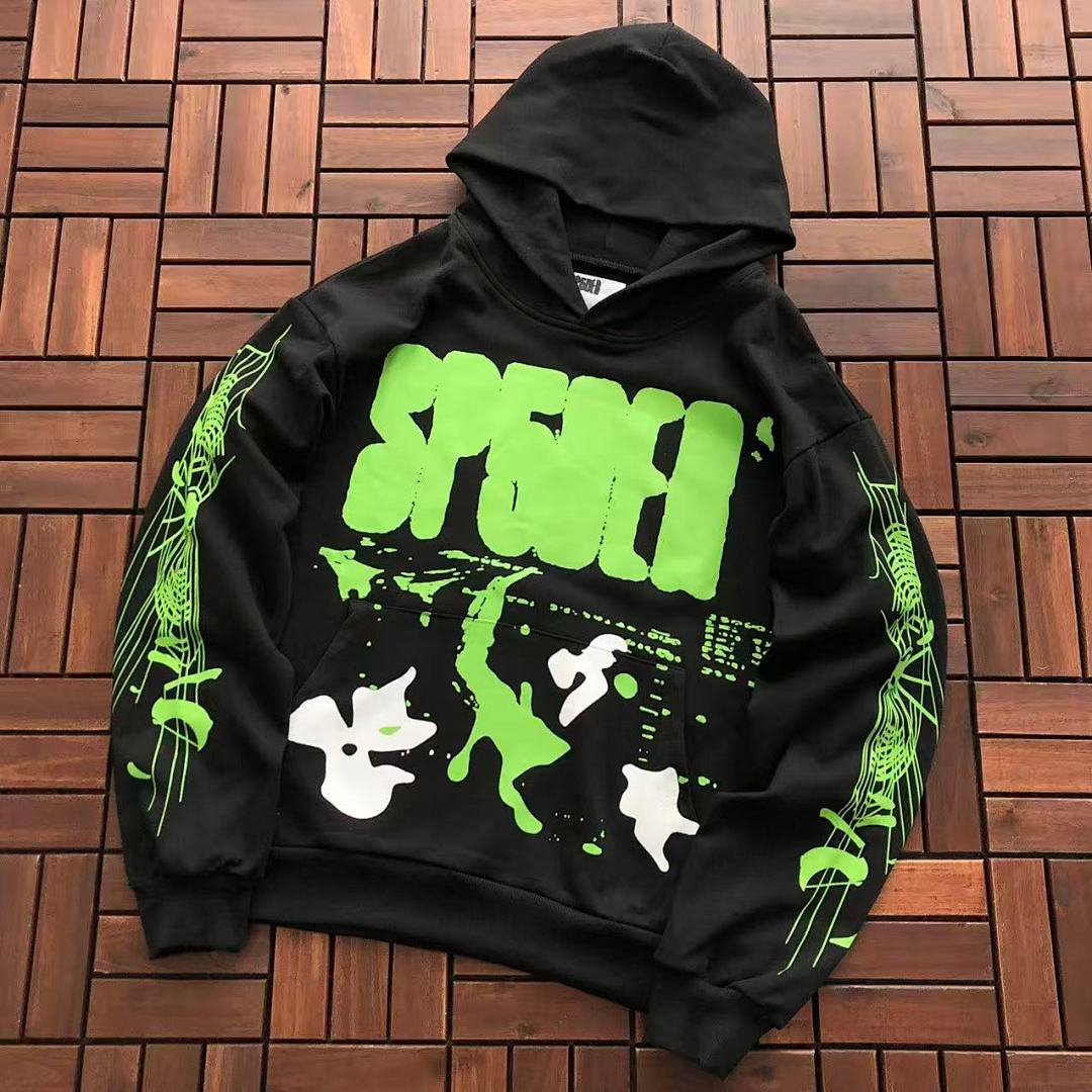 Sp5der tracksuit set model wearing (photo 11/39)