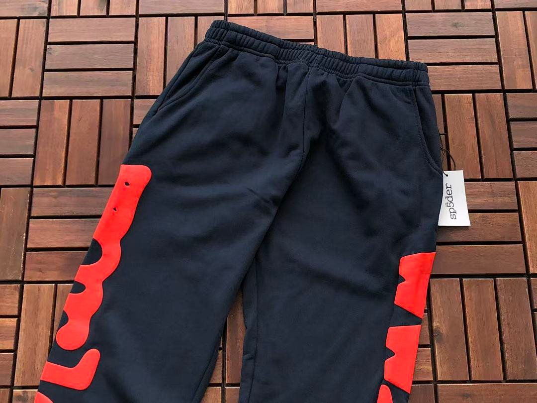 Sp5der tracksuit set flat lay (photo 12/63)