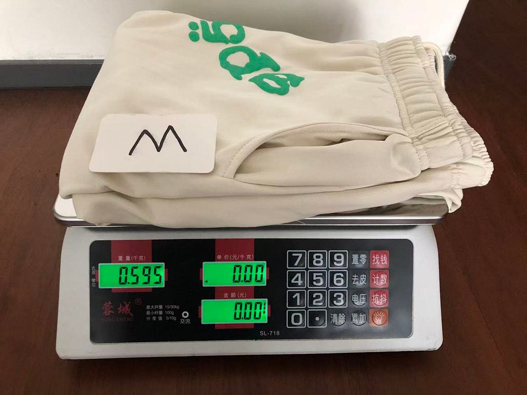 Sp5der tracksuit set flat lay (photo 12/34)
