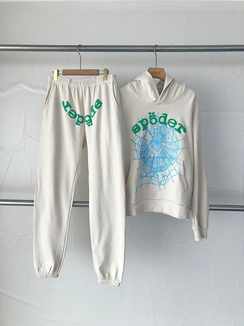 Sp5der tracksuit set side view (photo 27/34)