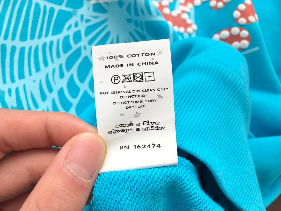 Sp5der tracksuit set graphic close-up (photo 17/52)