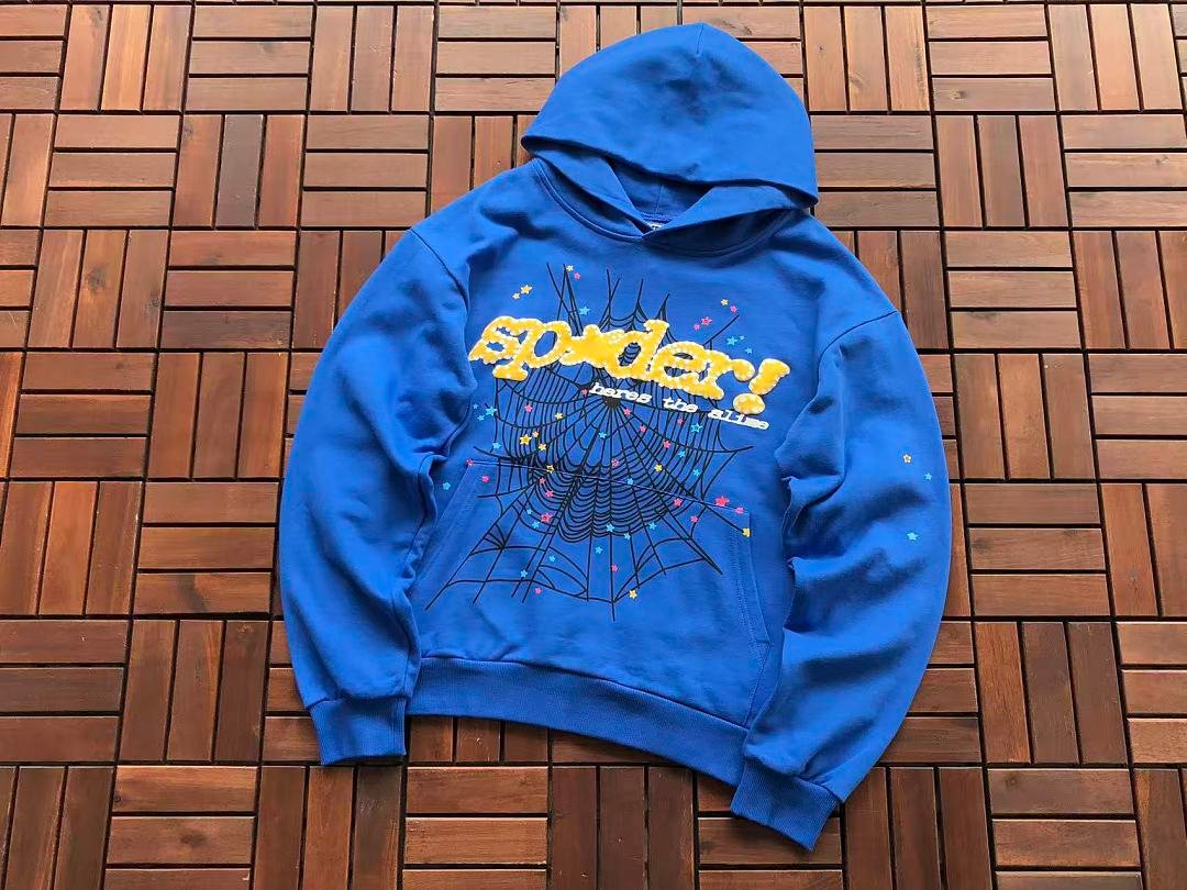 Sp5der tracksuit set flat lay (photo 12/47)