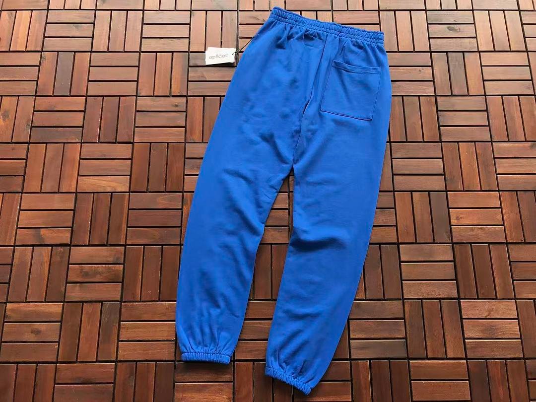 Sp5der tracksuit set flat lay (photo 36/47)