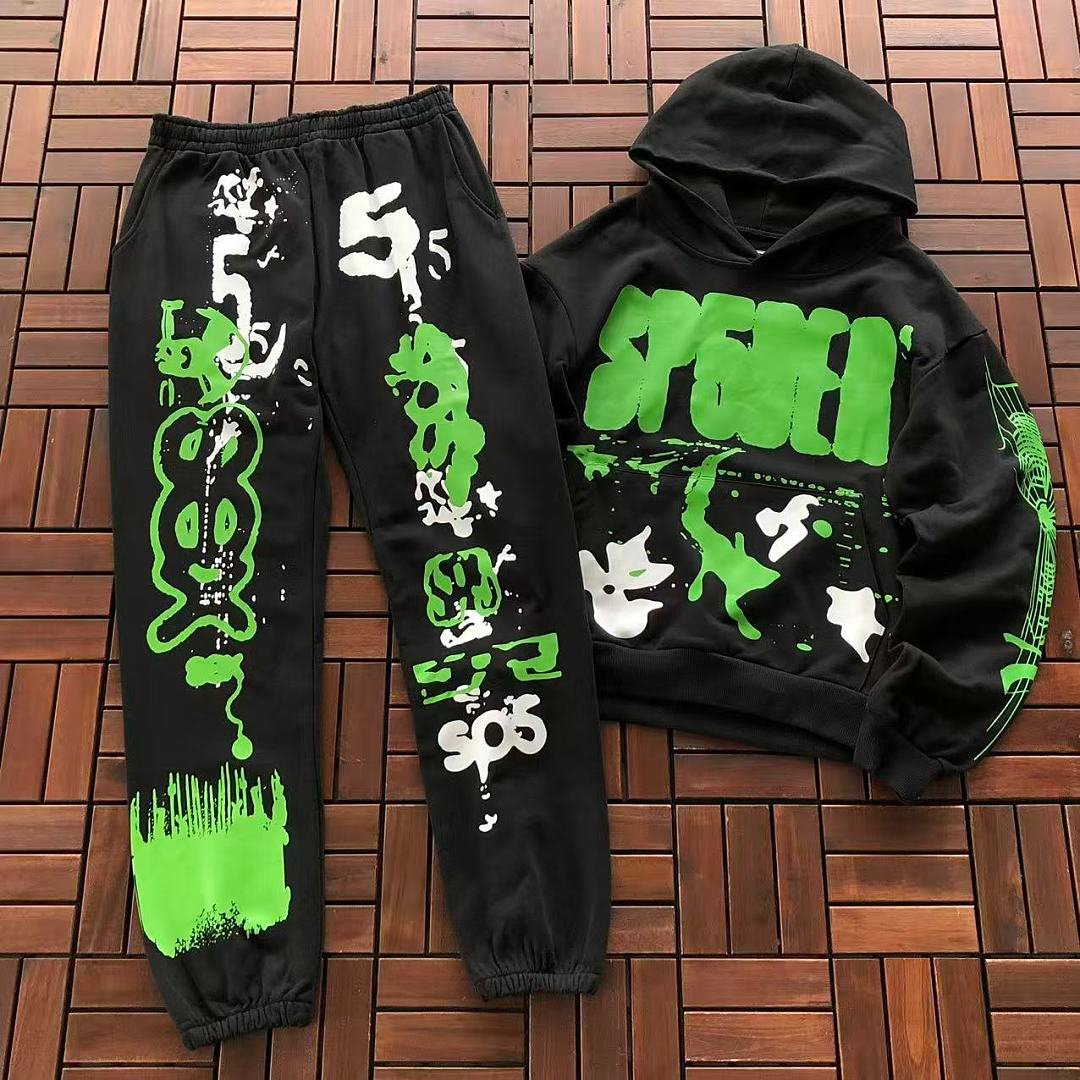 Sp5der tracksuit set styling shot (photo 44/44)